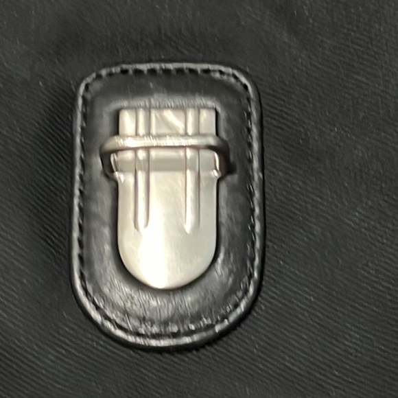 Coach Wristlet - Picture 11 of 16